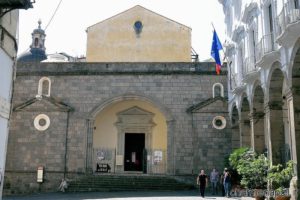 La-chiesa-di-SantAnna-dei-Lombardi
