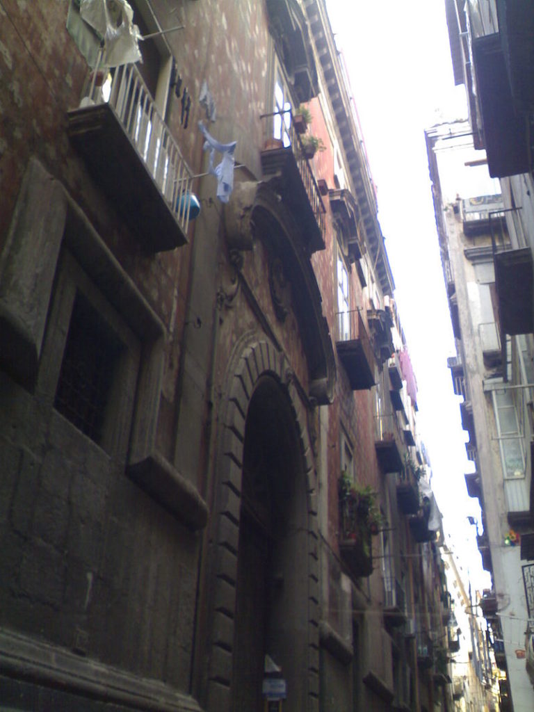 DECUMANO SUPERIORE Cose di Napoli